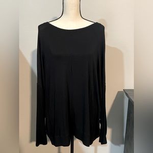 Black Sweater size 22/24